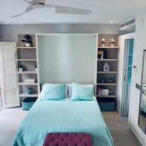 Cathedral Studio, Luxury In Cathedral Area, Parking Optional Appartamento